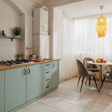 Lunga 16 Apartament